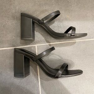 LuLus Block Heels Size 6